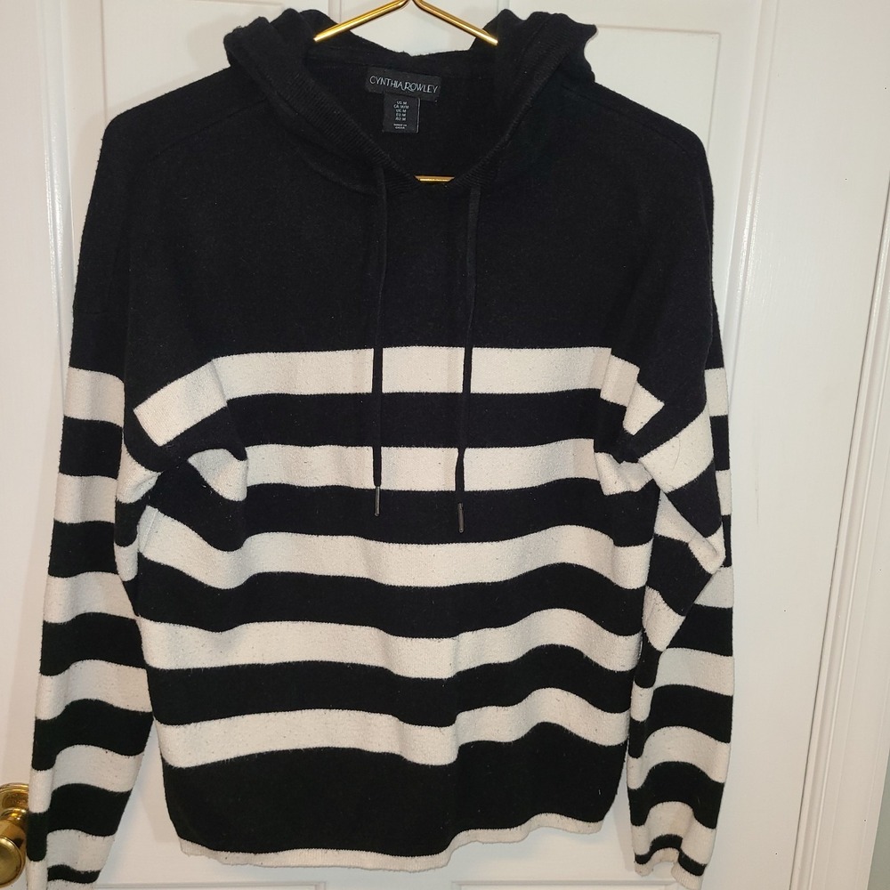 Cynthia Rowley Knit Hoodie Sweater Med Black Horizontal Striped Sweater Nautical